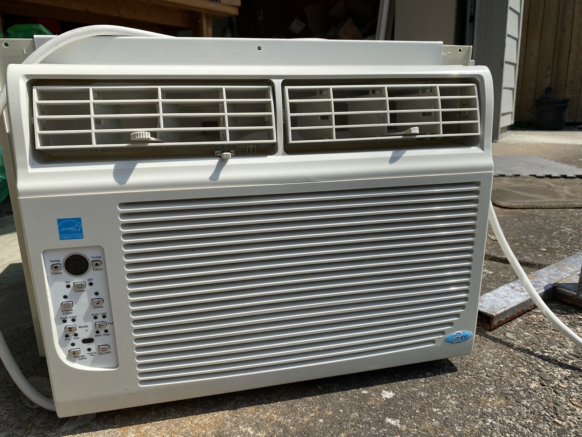 Window Air Conditioner