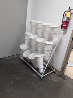 Flower bouquets holders