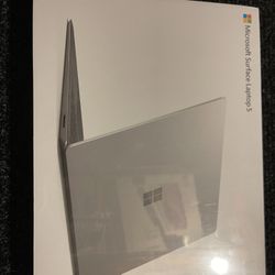 Microsoft Surface Laptop 5