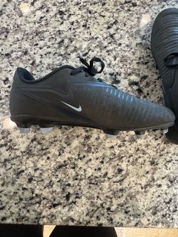Nike Soccer Cleats- youth size 5
