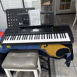 Yamaha Psr E383”