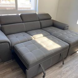 Lyle Reclining Sectional 
