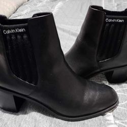 Women’s Boots 