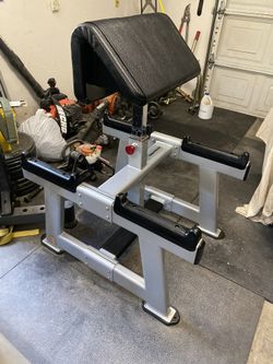 Standing Preacher Curl by Nautilus