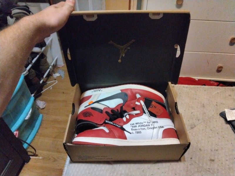 OFFWHITE - JORDAN ONES 2017 GREAT CONDITION