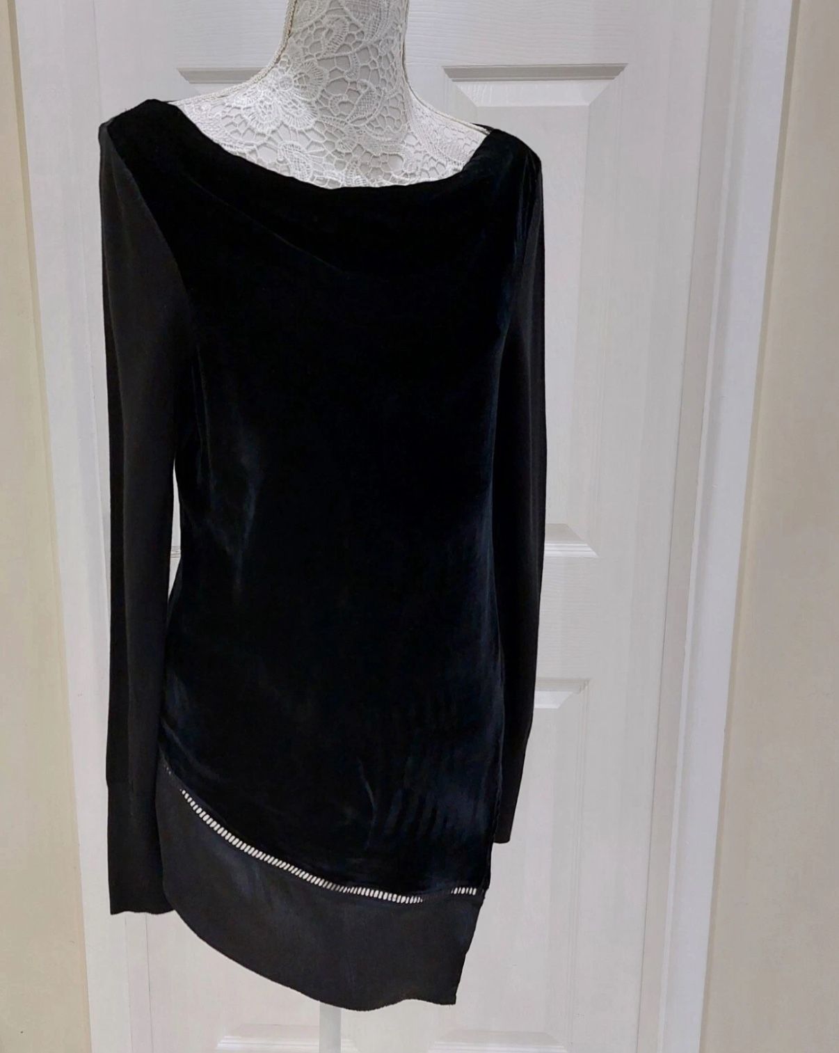 MINT VELVET BLACK LONGLINE TUNIC JUMPER WITH VELVET FRONT & SILK TRIM SIZE 8