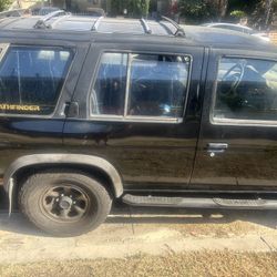 Nissan Pathfinder 