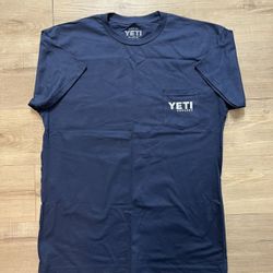 New Men’s Large Yeti T-shirt