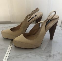 Womens Size 7 Cream Sling Back Heels