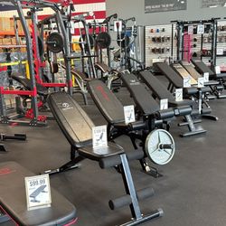 Olympic Adjustable Bench – Home Gym – Squat Rack – Olympic Plates – Dumbbells – Rubber Flooring