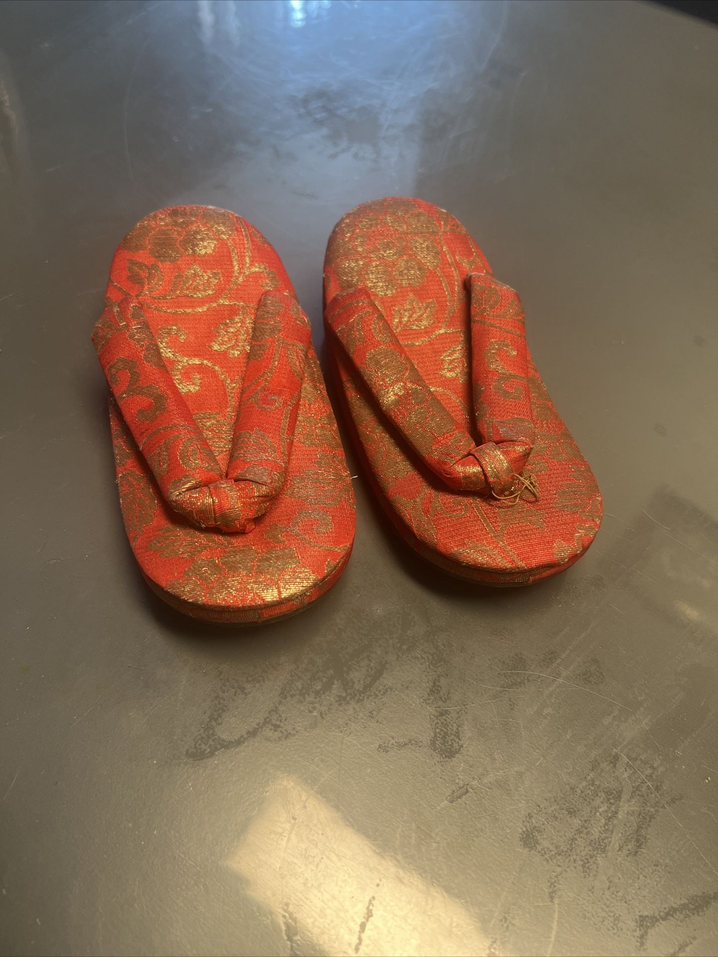 Japanese Thongs Antique Childrens Shoes   Red Damask Provenance