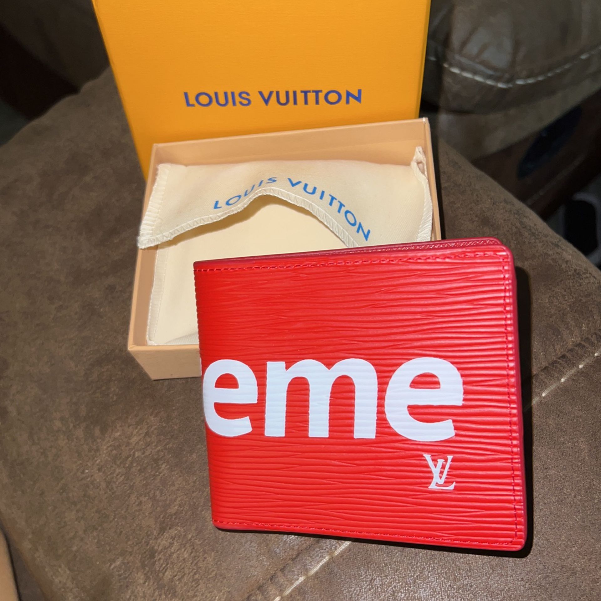 Louis Vuitton x Supreme Wallet