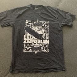 Men’s Black Led Zeppelin T-Shirt Size Small (42)