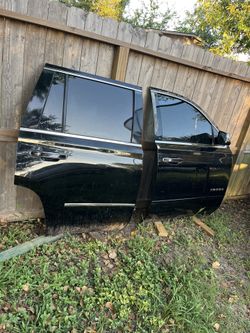 Chevrolet Tahoe puertas