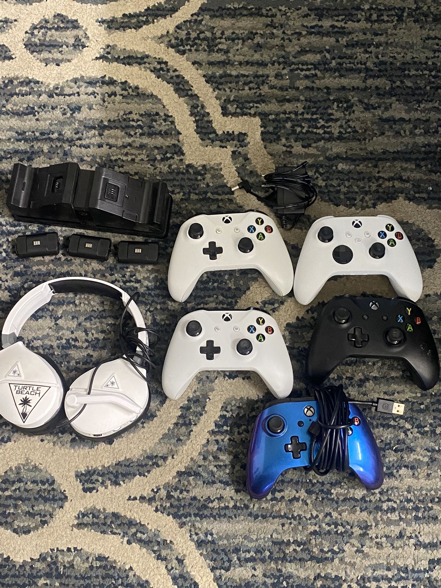 Xbox One Controller Bundle