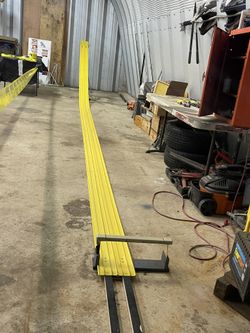 Pinewood Derby Track 30’ With Finish Place Lights