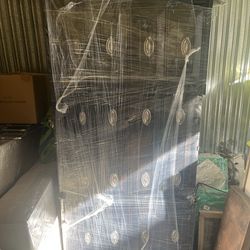 Free Large Dresser for pickup