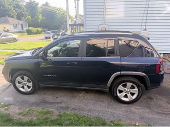 2014 Jeep compass run great no check engine light AC 3000 or best offer