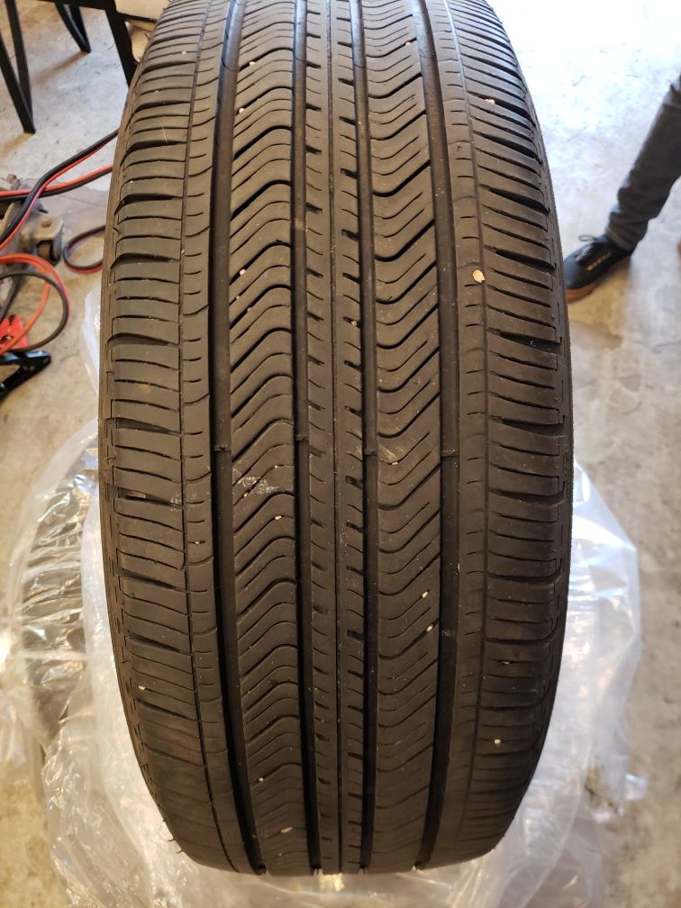 For sale 4 tires 205/55/R16