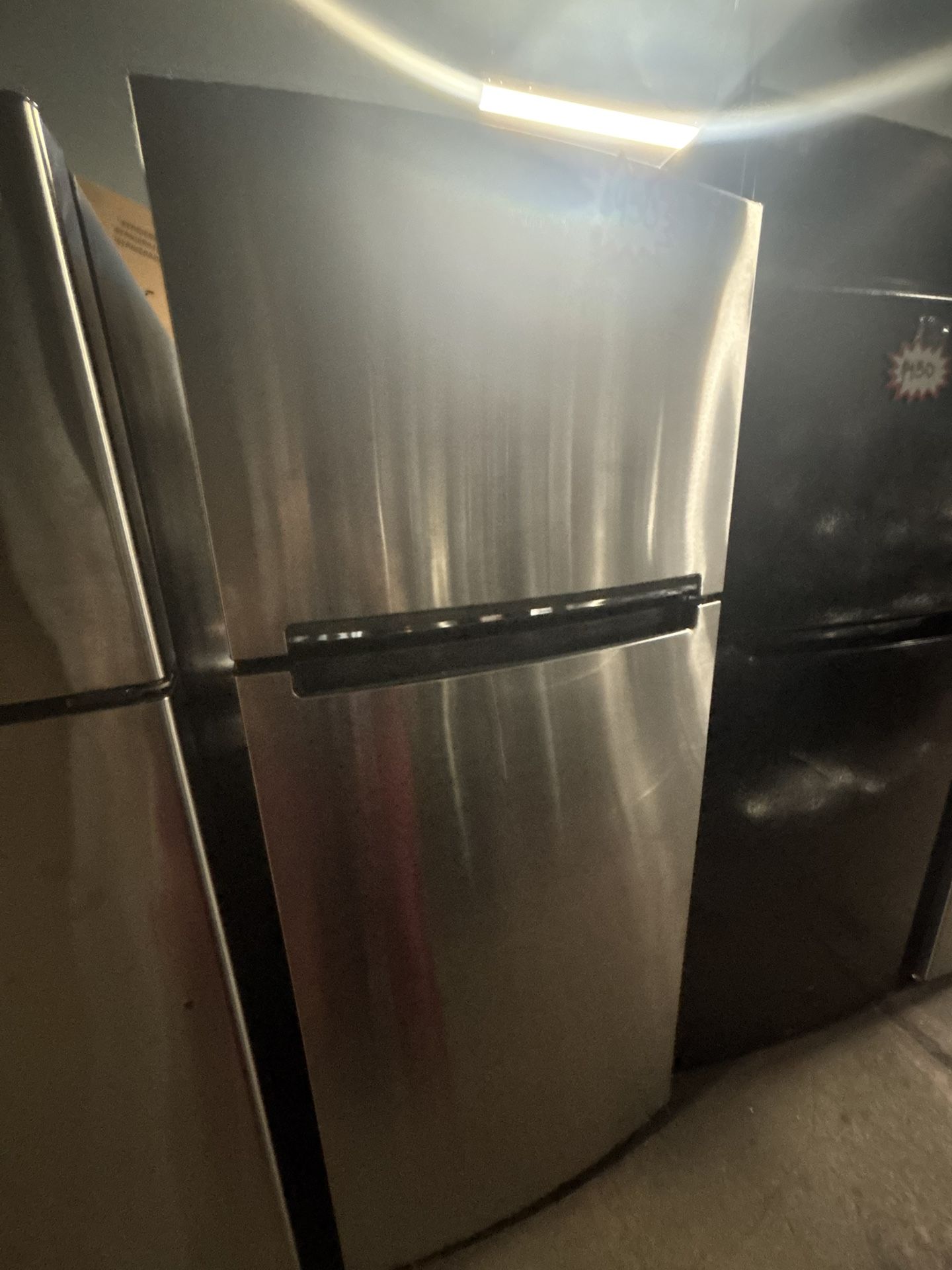 Whirlpool Top/bottom Refrigerator