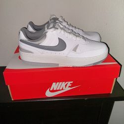 Womens Nike Sneakers