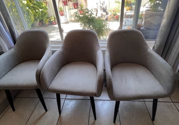 Dining Chair’s
