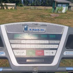 Bow Flex / Treadmill 