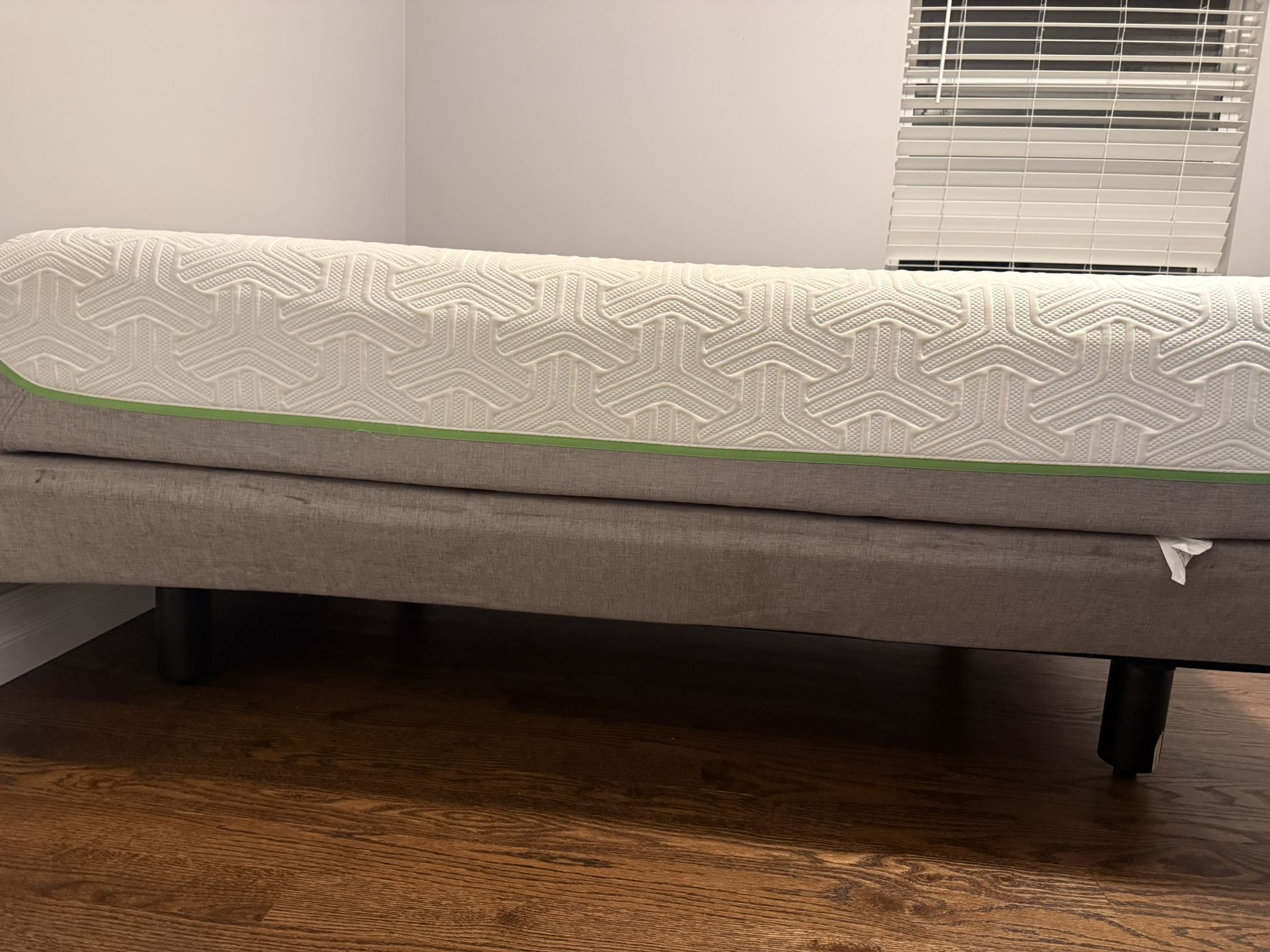 FREE ADJUSTABLE BED (Motorized)