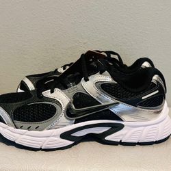 Nike V5 RNR Men’s Size 6.5