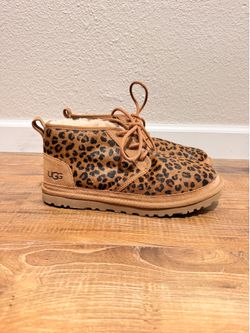 Women’s leopard print neumel UGG boots