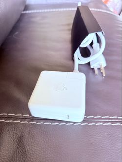 Apple Laptop Power Adapter