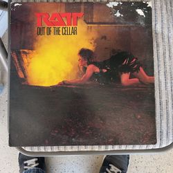 RATT Out Of The Cellar LP ORIG 1984