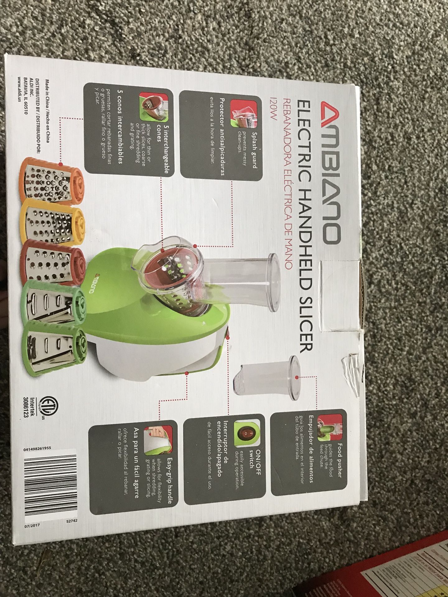 Electric handheld slicer