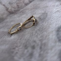 Real Diamond Rings