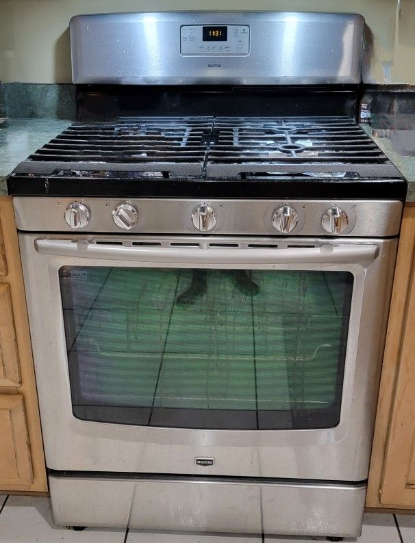 Maytag 5 Burner Gas Range