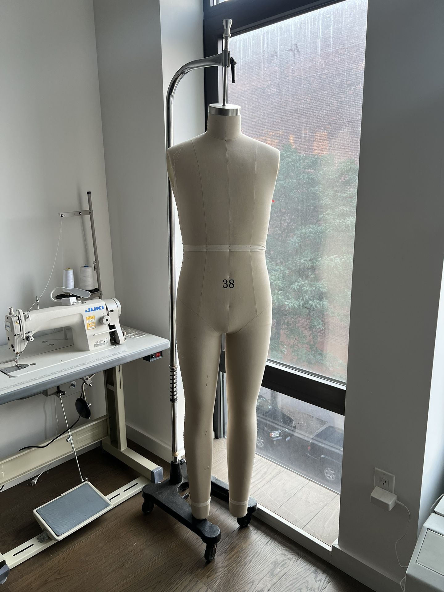 Industry Dress Form Men Size 38