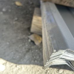 R Panel Charcoal Gray 26ga 8’