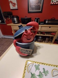 Five Piece Crab Set $25