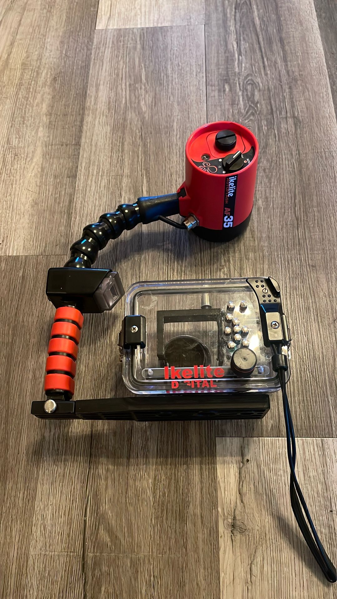 Ikelite Digital Under Water Camera Kit