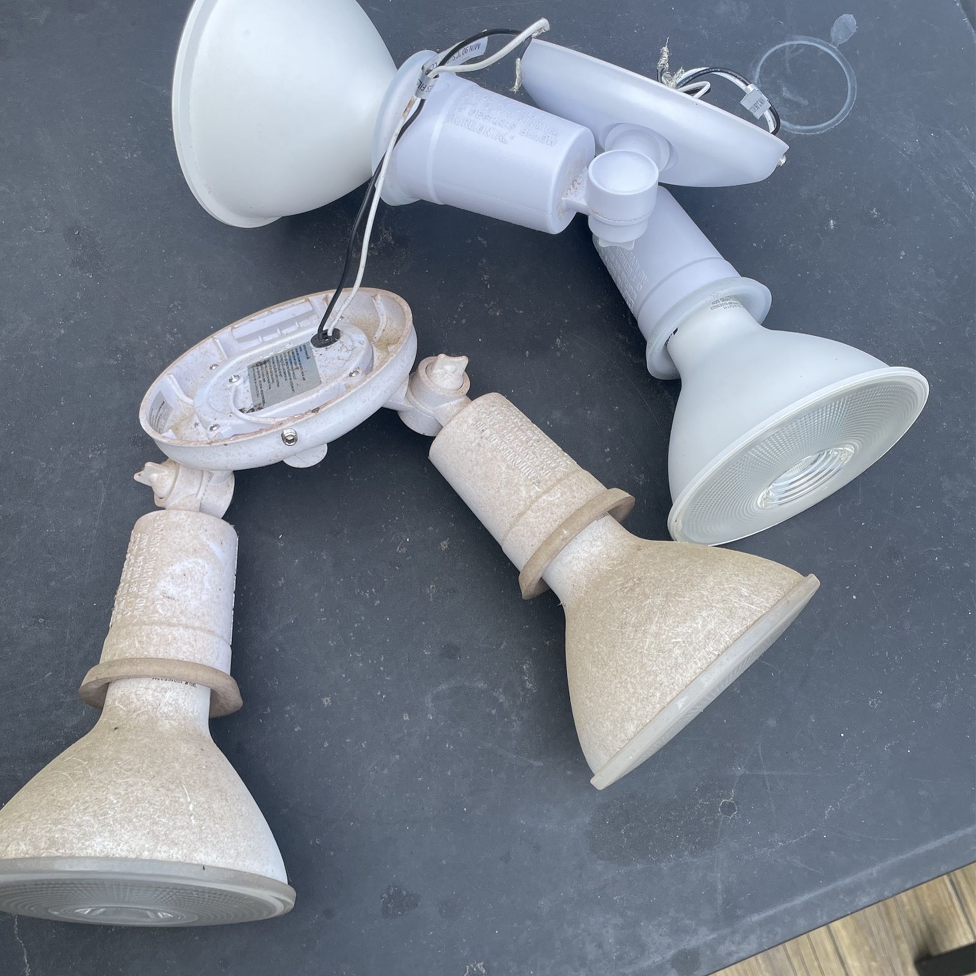 Wired Floodlights Free