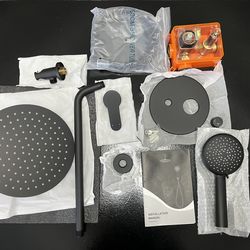 Wall Mounted Shower System Matte Black 1371750