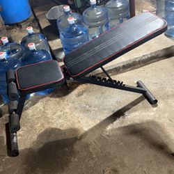 Adjustable workout bench 