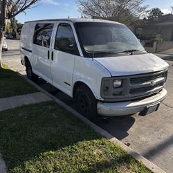 1999 Chevy Express 2500