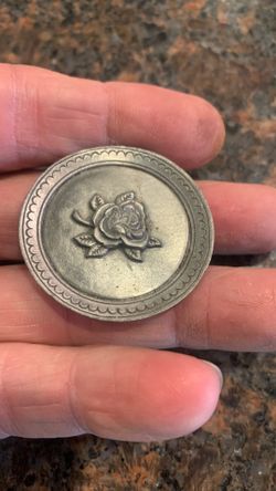 Vintage 1982 mini pewter souvenir plate