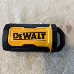 Bluetooth Buds Dewalt •*•*•*•*•*