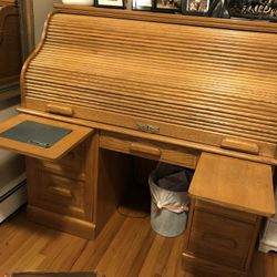 Winners Only Roll Top Desk