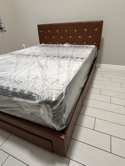 Brand New Full Size Platform bed with Storage +  Brand New Mattress (Bamboo)