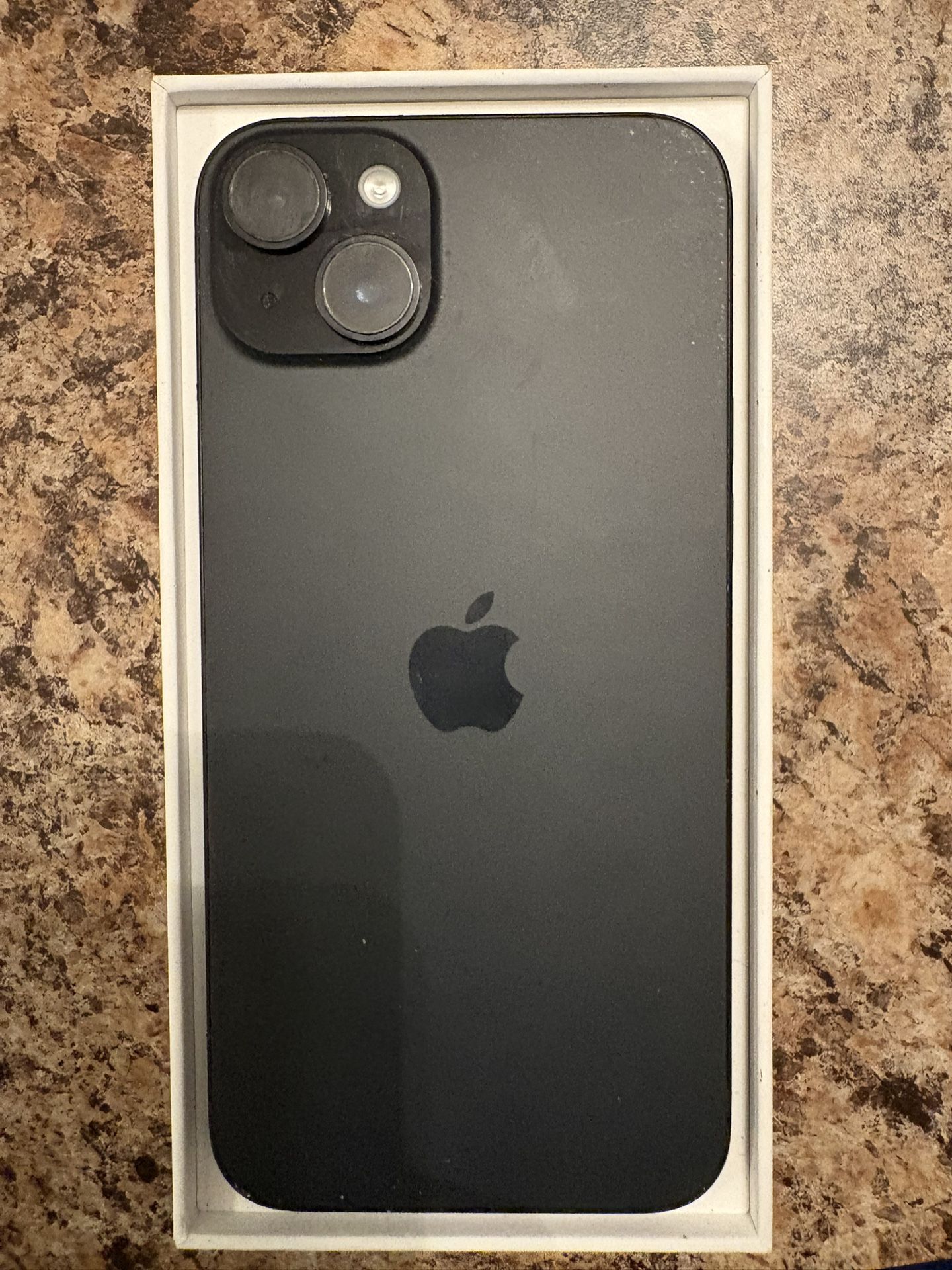 iPhone 15 Plus