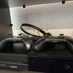Xbox One - 365GB