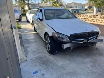 2017 Mercedes-Benz C-Class